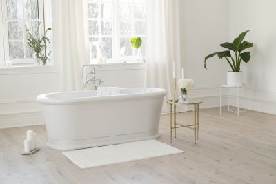 Compact Soaking Tub